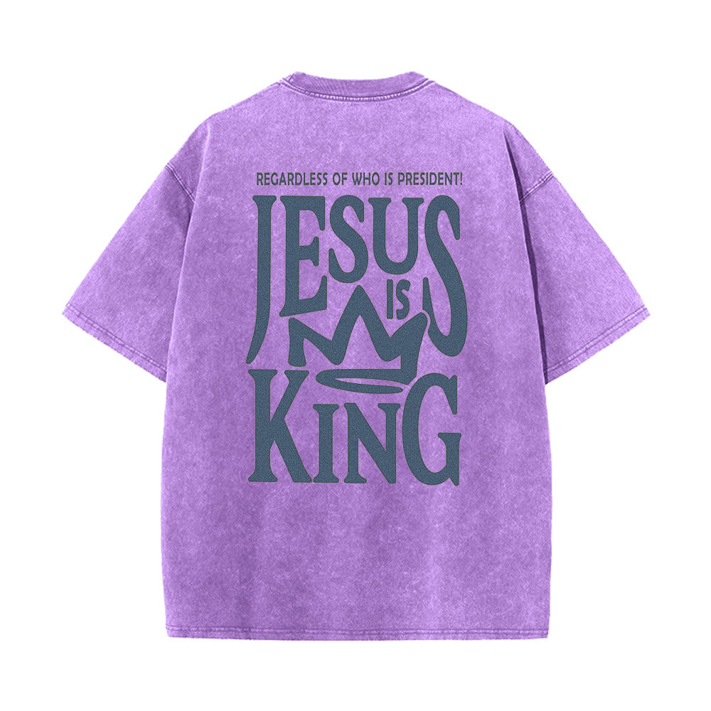 Christianartworkshop Maglietta unisex lavata con scritta Jesus is King - Viola - 5XL - image 8