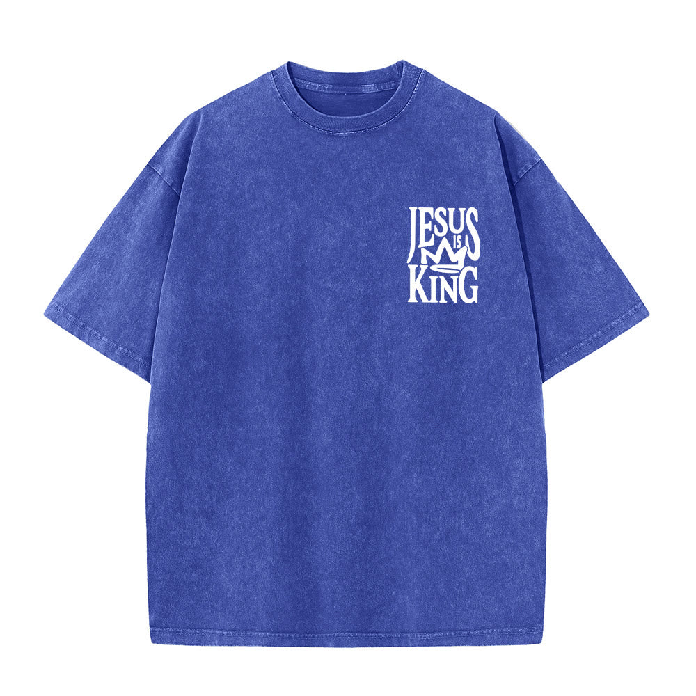 Christianartworkshop Maglietta unisex lavata con scritta Jesus is King - image 1