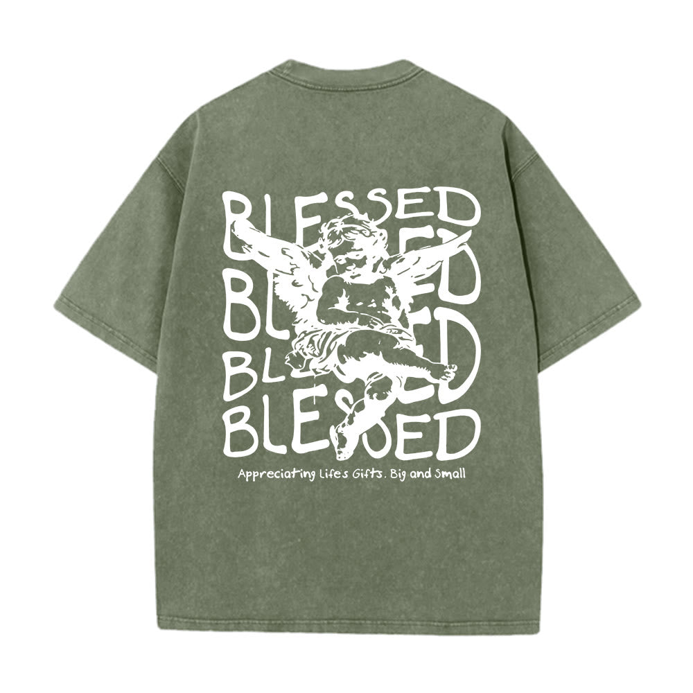 Maglietta unisex lavata ispirata a Christianartworkshop con disegno di cherubino e scritta "Beata" - Verde militare - 5XL - image 6