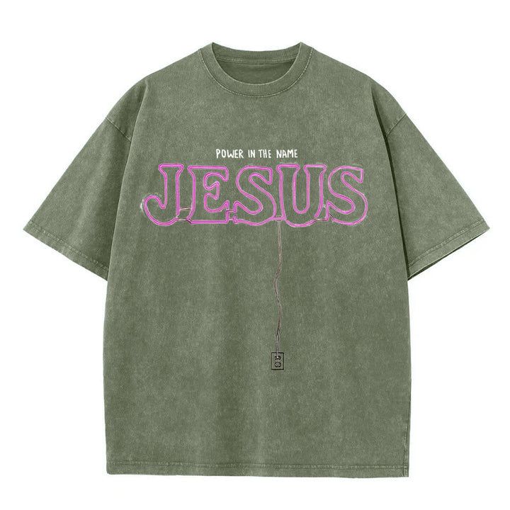 Christianartworkshop Maglietta unisex lavata "Potere nel nome di Gesù" - Verde militare - 5XL - image 2