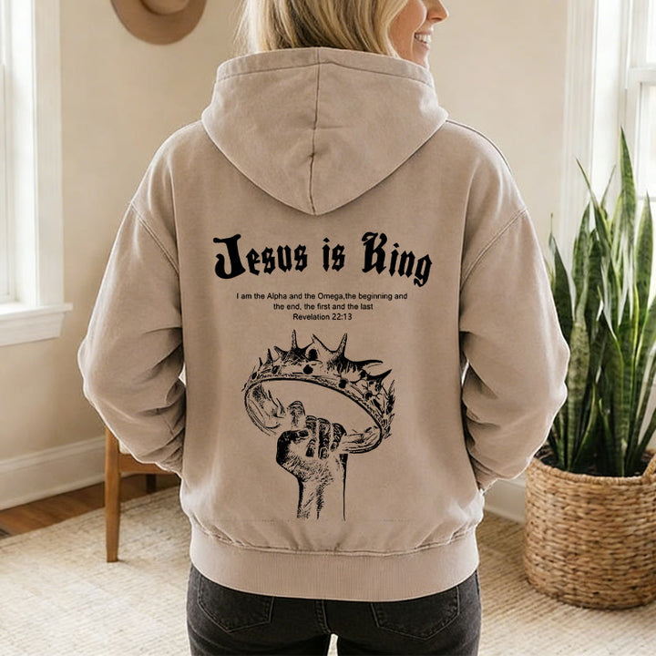 Christianartworkshop Giacca con cappuccio e cerniera Jesus is King: fede elegante con Apocalisse 22:13 - image 2