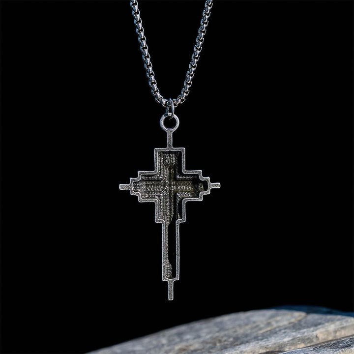 Christianartworkshop Collana con croce in lega strutturata: gioielli religiosi moderni a strati - image 1