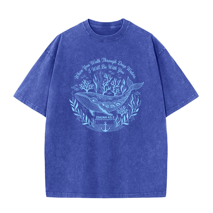 Christianartworkshop Isaia 43:2 Balena Oceano Graphic T-shirt unisex lavata - Blu - 5XL - image 8