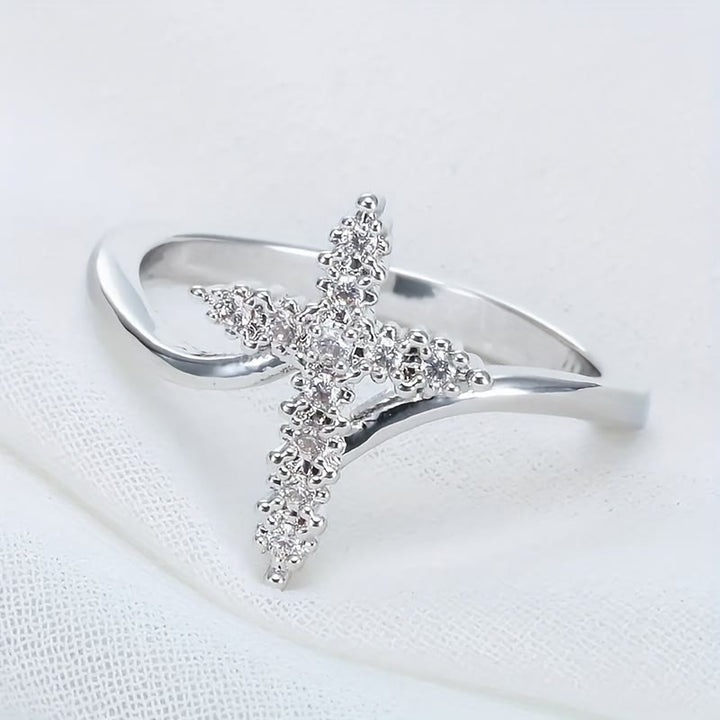 Anello a croce Christianartworkshop con accenti di zirconi cubici a grappolo: incarna la Sua dolce grazia - Argento - US 12 - image 4