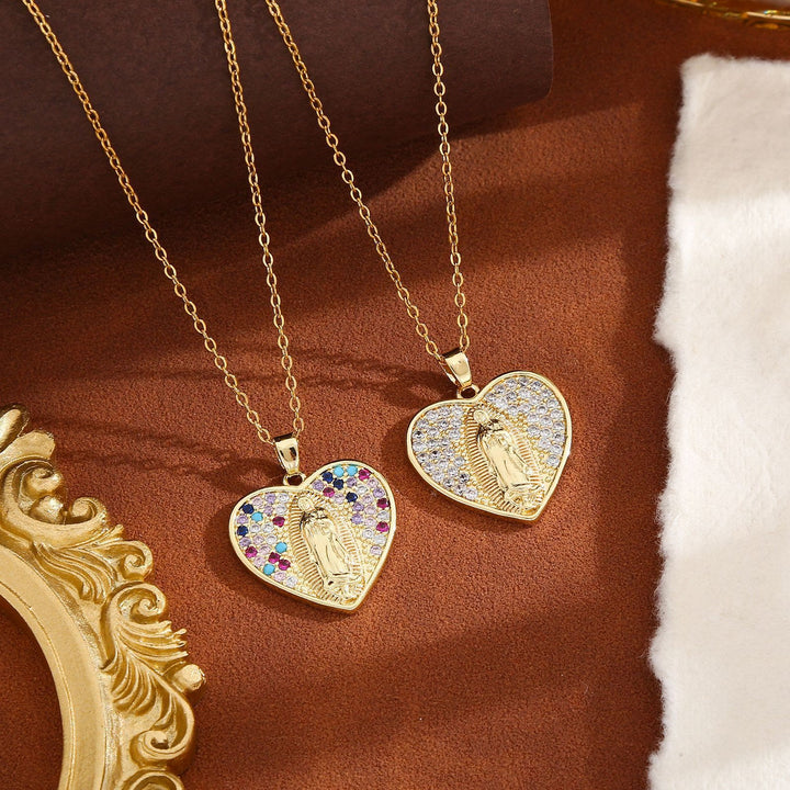 Christianartworkshop Collana Radiant Our Lady con zirconi cubici a forma di cuore: indossala ogni giorno per custodire la sua bellezza - image 1