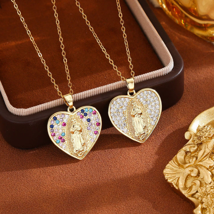 Christianartworkshop Collana Radiant Our Lady con zirconi cubici a forma di cuore: indossala ogni giorno per custodire la sua bellezza - image 0