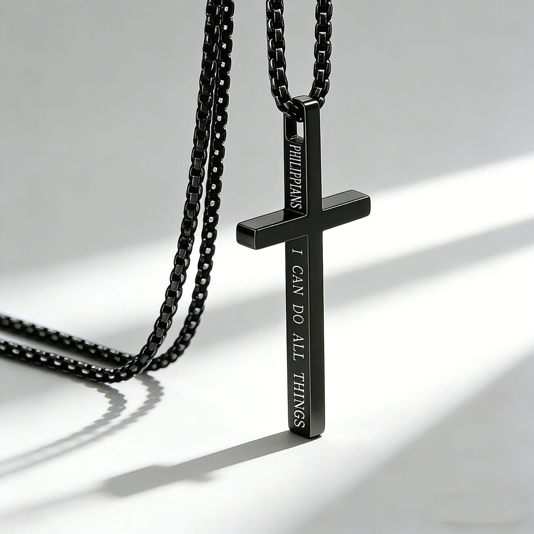 Christianartworkshop Collana con croce e scritta "Posso fare ogni cosa": un elegante promemoria della sua tenera forza - Nero - image 0