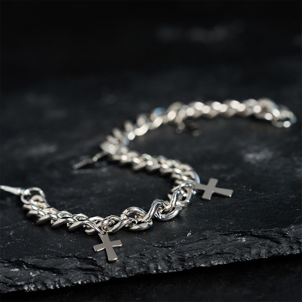 Bracciale a catena con ciondolo a forma di croce pendente Christianartworkshop : incarna la sua audace grazia - image 2
