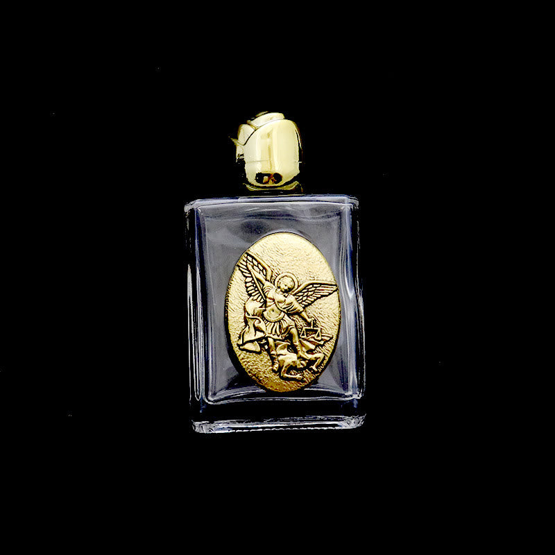 Christianartworkshop Bottiglia per l'acqua santa con icona sacra in rilievo: porta con te la sua cura nei momenti spirituali - Bottiglia quadrata - San Michele - D'oro - image 1