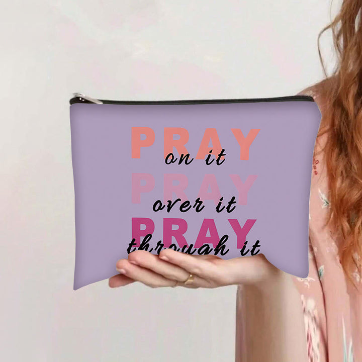 Christianartworkshop Borsa da viaggio per cosmetici Pray On It, Pray Over It, Pray Through It - Viola - image 4