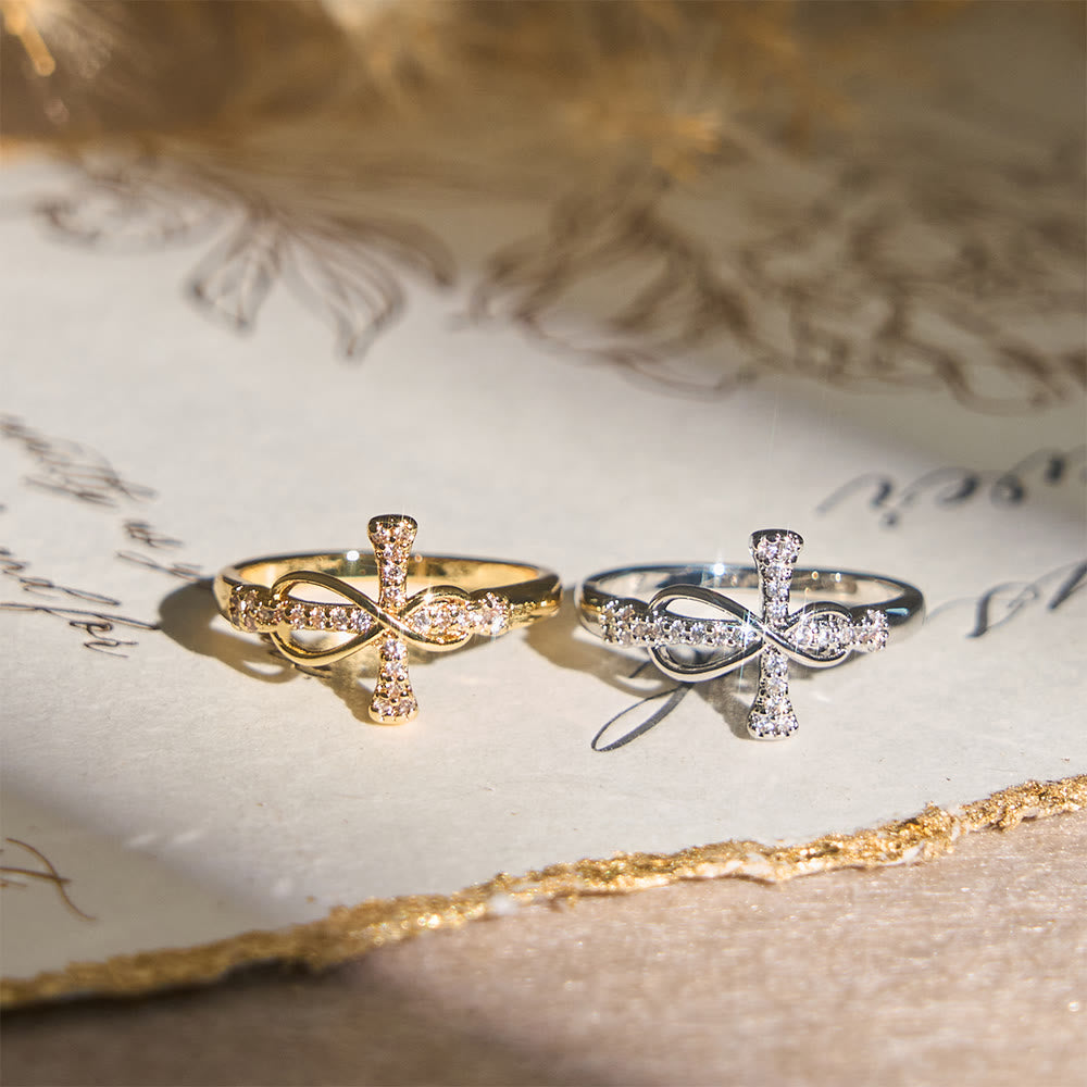 Anello con croce di Mobius in oro/argento Christianartworkshop : indossa la Sua grazia ogni giorno - image 1