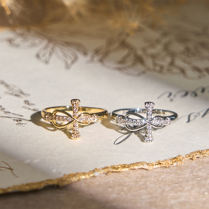 Anello con croce di Mobius in oro/argento Christianartworkshop : indossa la Sua grazia ogni giorno - image 1