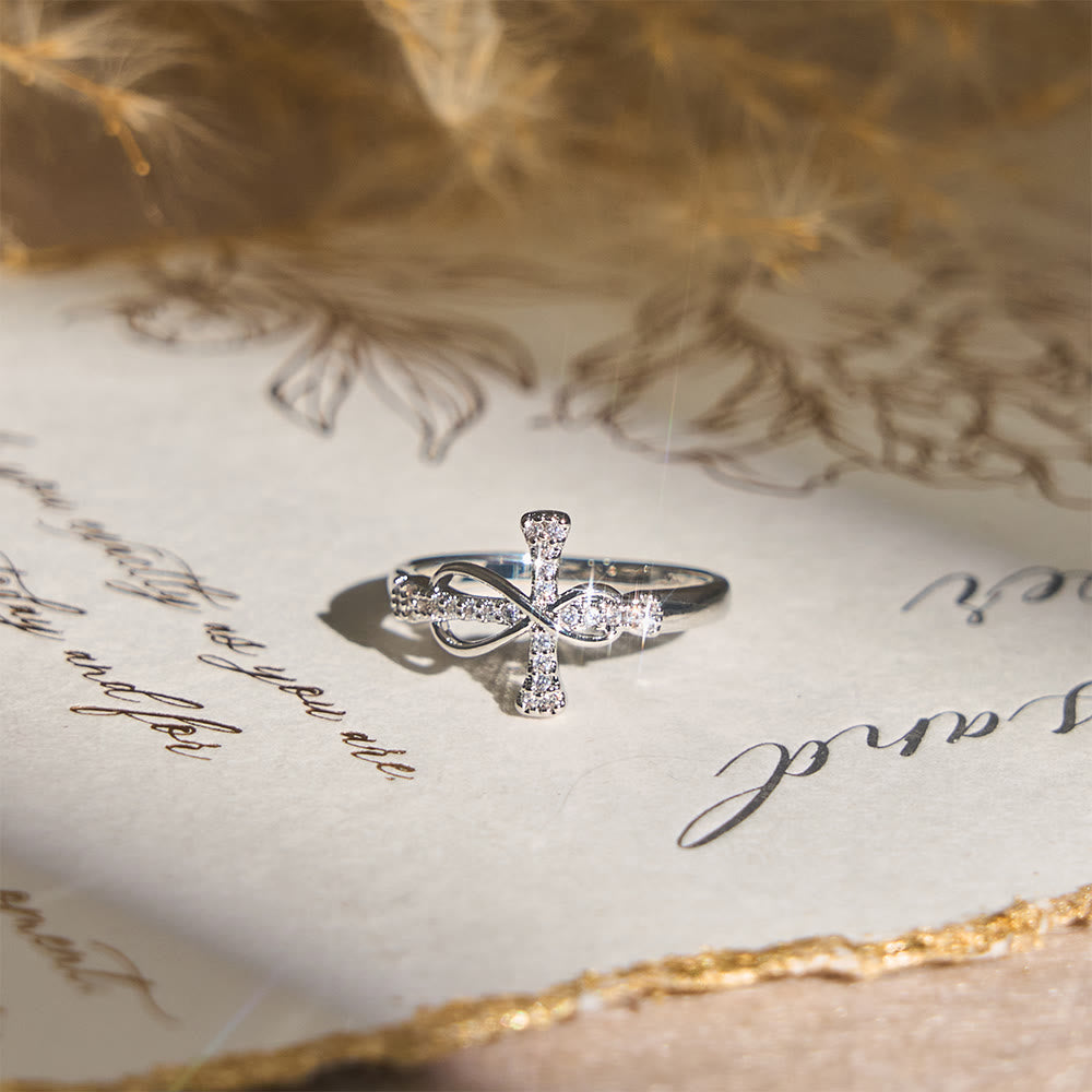 Anello con croce di Mobius in oro/argento Christianartworkshop : indossa la Sua grazia ogni giorno - image 4