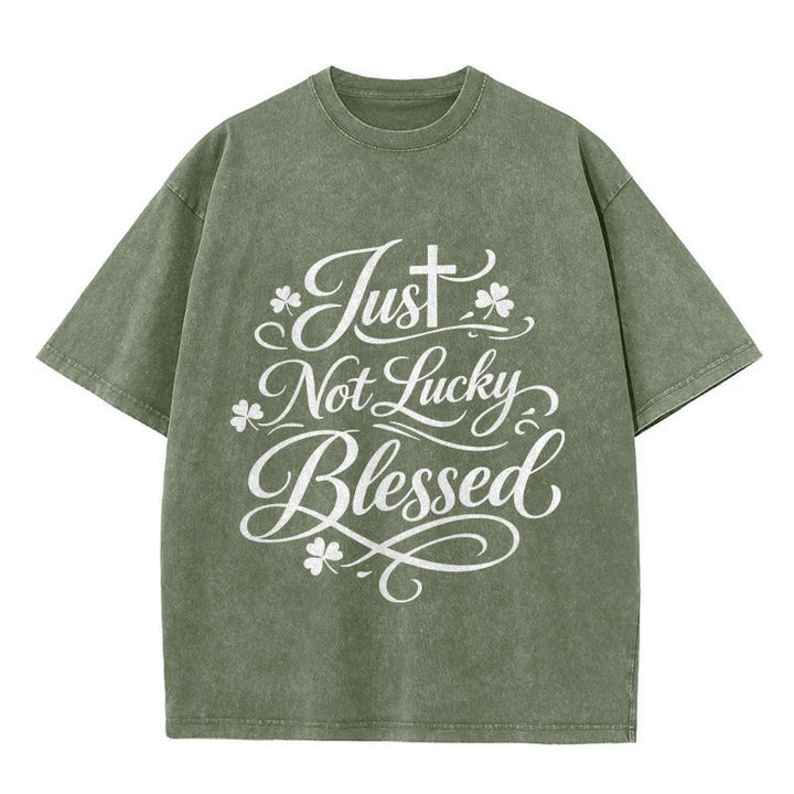 Christianartworkshop Maglietta unisex lavata con scritta Just Not Lucky, Blessed Cross & Shamrock - Verde militare - 5XL - image 9