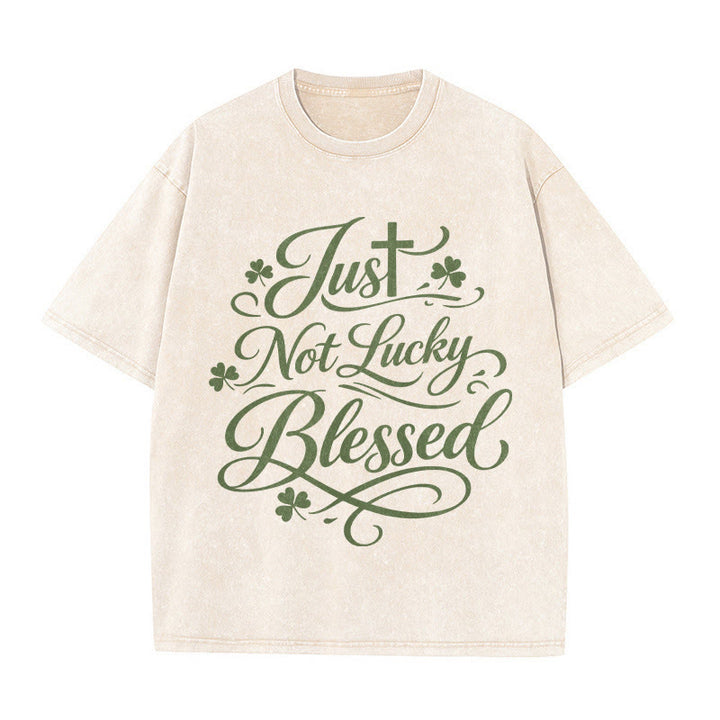 Christianartworkshop Maglietta unisex lavata con scritta Just Not Lucky, Blessed Cross & Shamrock - Beige - 5XL - image 6