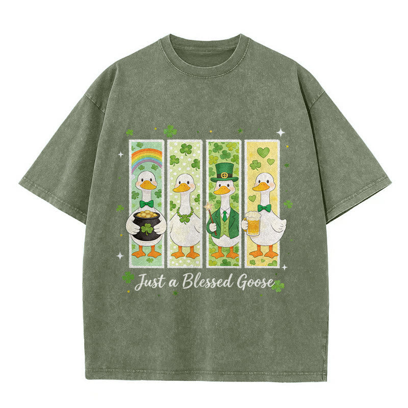 Christianartworkshop Just a Blessed Goose Maglietta unisex lavata per il giorno di San Patrizio - Verde militare - 5XL - image 10