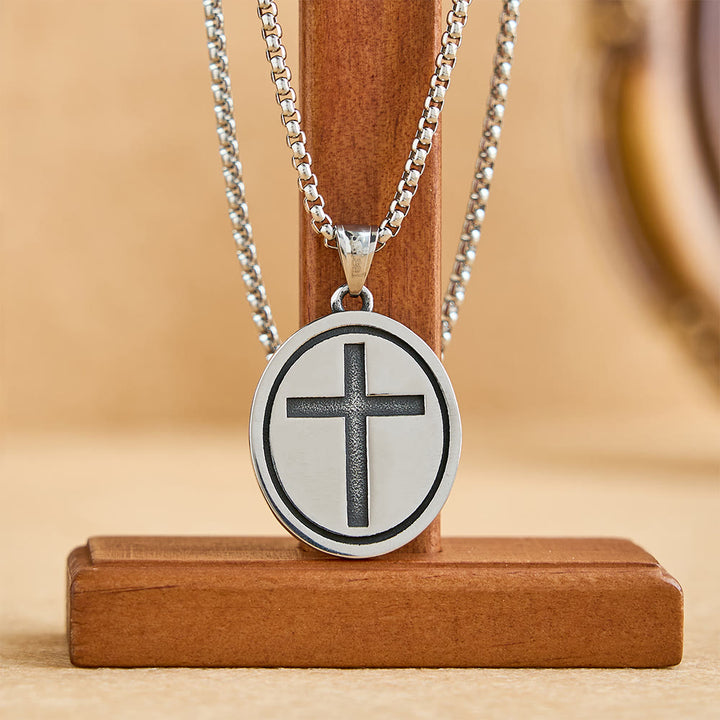 Christianartworkshop Collana con medaglione ovale "San Cristoforo ci protegga": incarna la protezione del suo viaggiatore - image 2