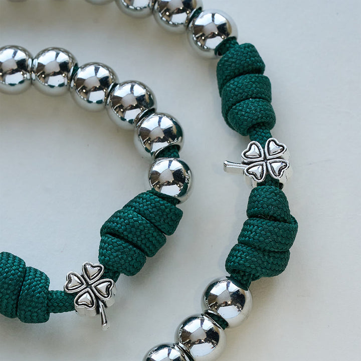 Rosario con paracord e crocifisso a quadrifoglio Christianartworkshop : incarna forza e devozione sacre - image 5