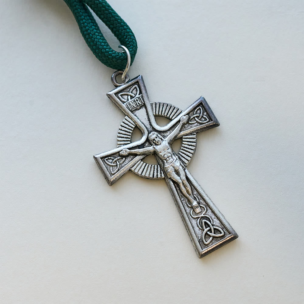 Rosario con paracord e crocifisso a quadrifoglio Christianartworkshop : incarna forza e devozione sacre - image 7