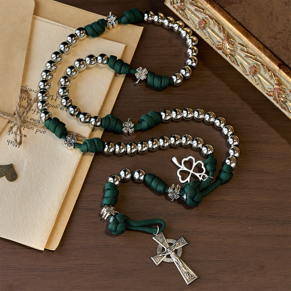 Rosario con paracord e crocifisso a quadrifoglio Christianartworkshop : incarna forza e devozione sacre - image 4