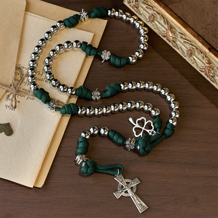 Rosario con paracord e crocifisso a quadrifoglio Christianartworkshop : incarna forza e devozione sacre - image 4