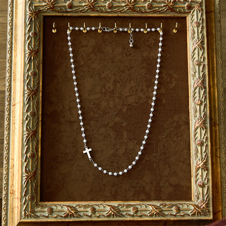 Christianartworkshop Collana con perline bianche e croce: devozione elegante e grazia fedele - image 3