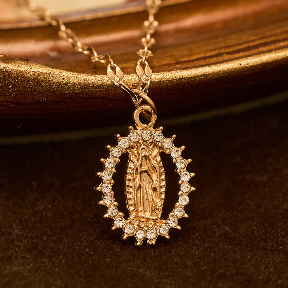 Christianartworkshop Collana ovale della Madonna con zirconi cubici incastonati: incarna la sua tenera grazia - Nostra Signora - image 0