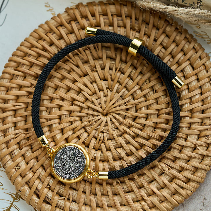Braccialetto regolabile con corda nera e medaglia di San Benedetto Christianartworkshop - image 7