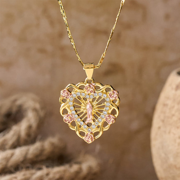 Christianartworkshop Collana traforata con cuore della Madonna e accento rosa: un promemoria quotidiano della sua intercessione - image 4