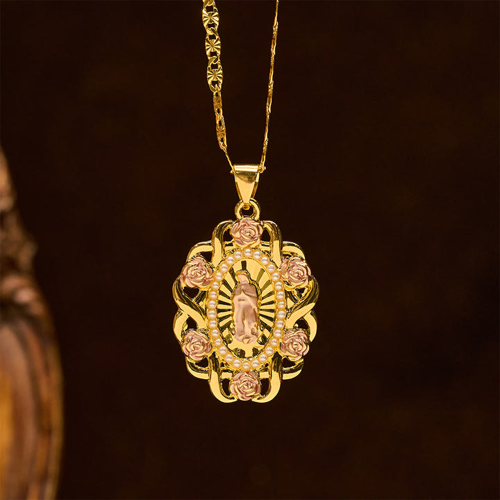Christianartworkshop Collana ovale con accenti rosa della Madonna: un promemoria quotidiano della sua intercessione - image 3