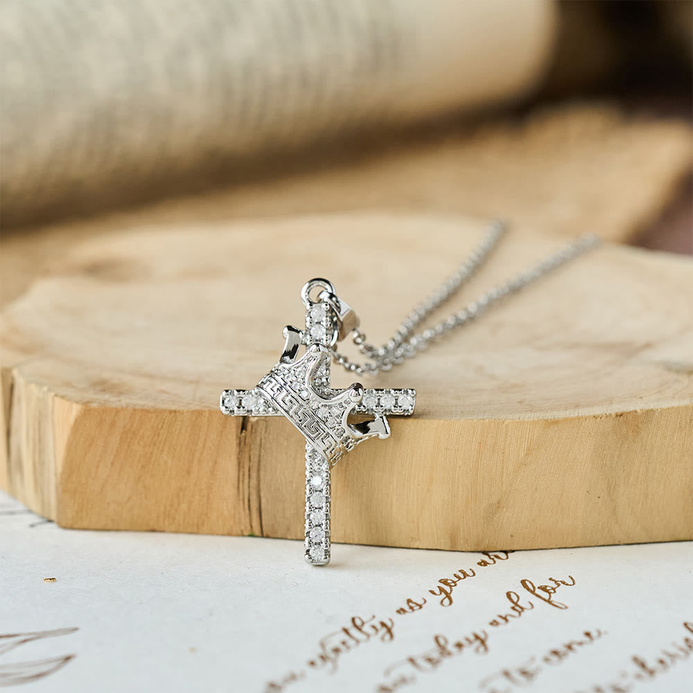 Christianartworkshop Collana con croce e corona scintillanti (2 misure): incarna la fede e la devozione regale - Argento (L) - image 10