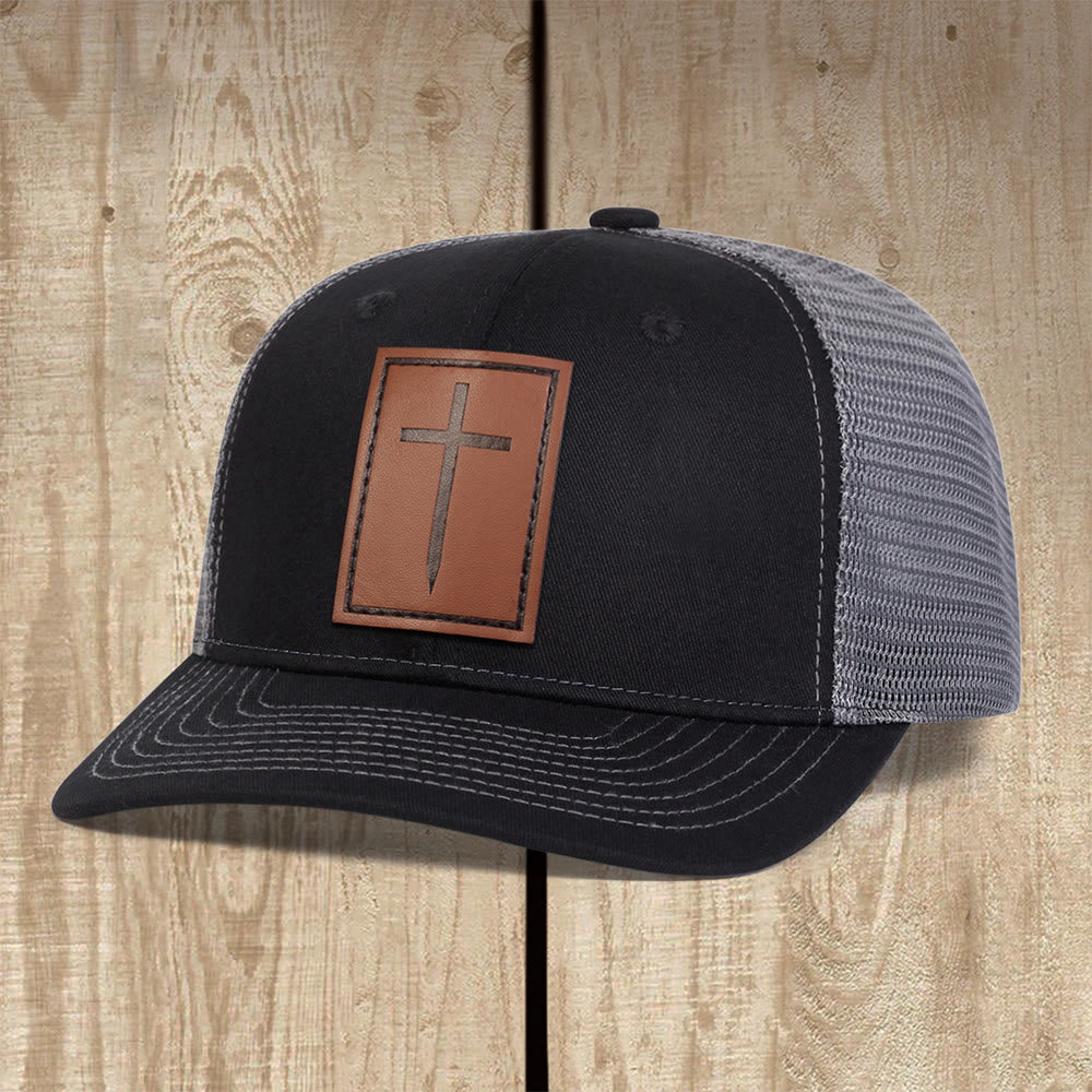 Christianartworkshop Cappellino da camionista Rugged Cross: una testimonianza di fede sicura nella vita quotidiana - Nero - image 0