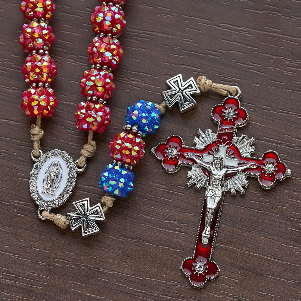 Christianartworkshop Rosario con perline di diamanti abbaglianti rossi e blu con accenti a croce maltese - image 8