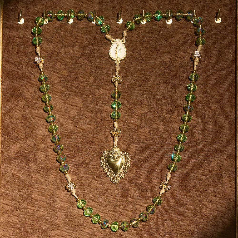 Christianartworkshop Rosario del quadrifoglio fortunato e del Sacro Cuore con perline verdi iridescenti e medaglia del Sacro Cuore - image 5