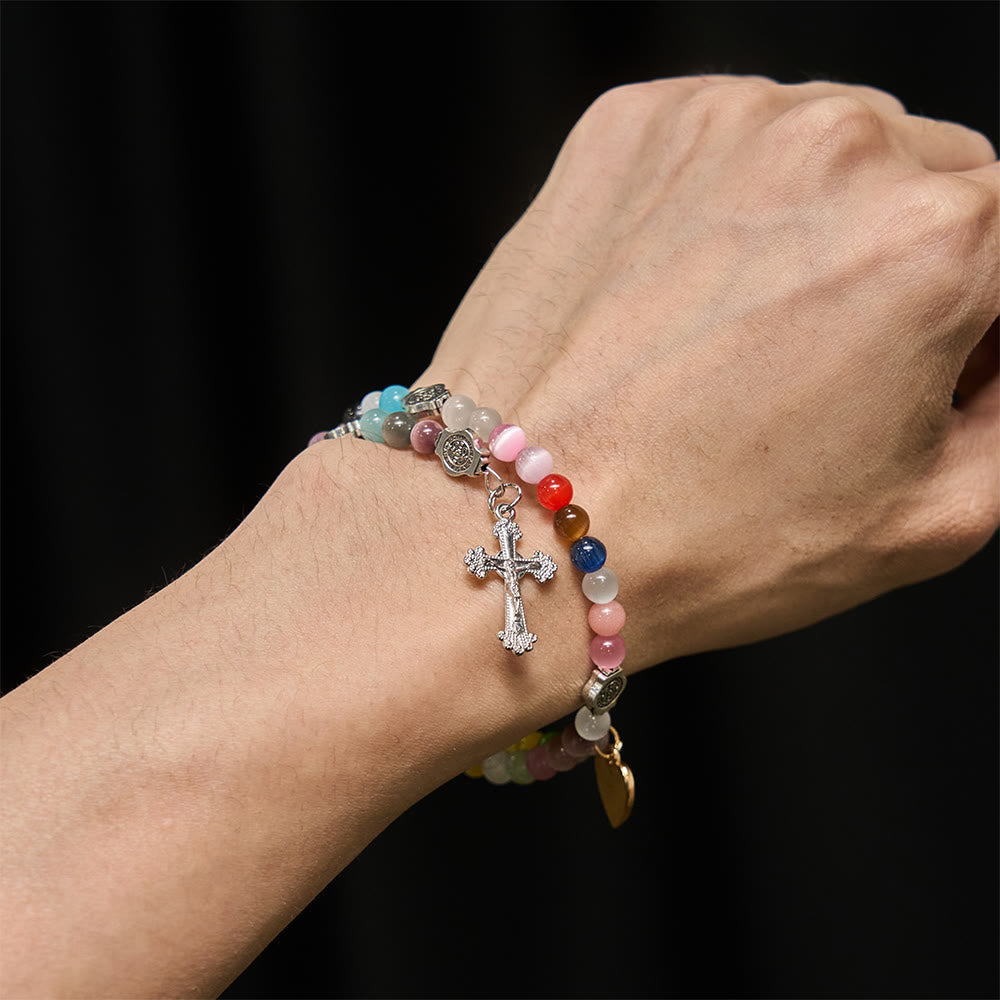 Christianartworkshop Bracciale rosario in filo di memoria multicolore Cat's Eye da 6 mm con dettagli di San Benedetto - image 1