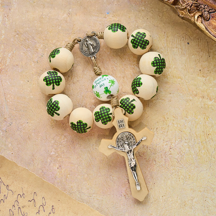 Christianartworkshop Rosario tascabile in legno con benedizione irlandese, regalo per il giorno di San Patrizio - image 11