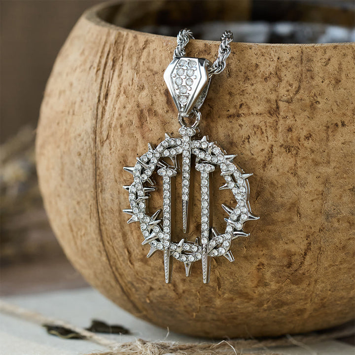 Christianartworkshop Collana con catena di corda e corona di spine e chiodi: simbolo di sacrificio redentore - Argento - image 4