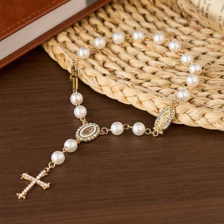 Christianartworkshop Elegante rosario con perle bianche e croce in zircone: un simbolo senza tempo di devozione e grazia - image 3