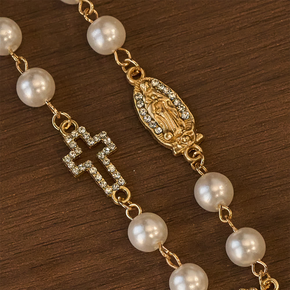 Christianartworkshop Elegante rosario con perle bianche e croce in zircone: un simbolo senza tempo di devozione e grazia - image 4