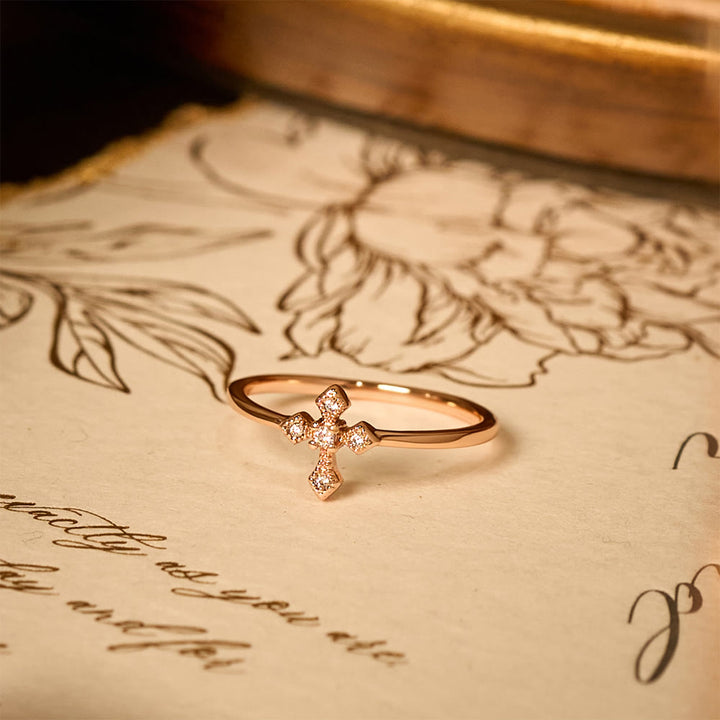 Christianartworkshop Anello a croce con zirconi: devozione senza tempo in oro, argento e oro rosa - image 10