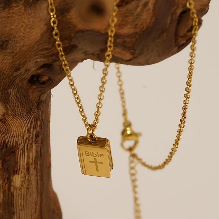 Christianartworkshop Collana con ciondolo biblico e motivo a croce: arricchisci il tuo stile con un significato spirituale - image 2