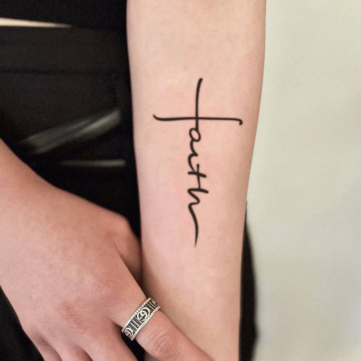 Christianartworkshop Tatuaggio temporaneo con scritta "Croce e Fede": un'elegante linea artistica per promemoria quotidiani della fede - image 6