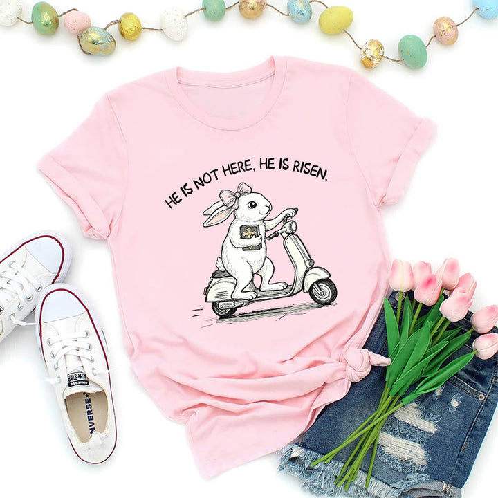 Christianartworkshop Maglietta premium con scooter coniglietto pasquale He Is Risen - Rosa - 2XL - image 4
