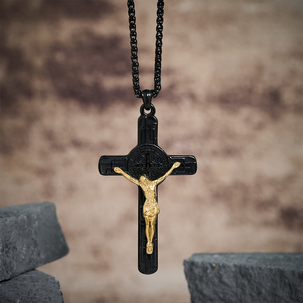 Collana con ciondolo a forma di crocifisso in stile classico retrò Christianartworkshop, con medaglia di protezione di San Benedetto. - image 7