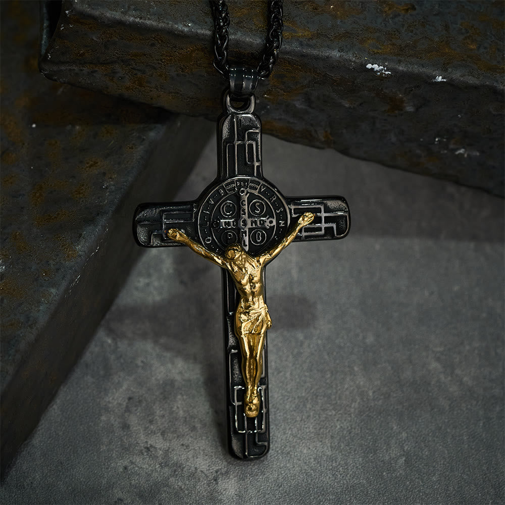 Collana con ciondolo a forma di crocifisso in stile classico retrò Christianartworkshop, con medaglia di protezione di San Benedetto. - image 9