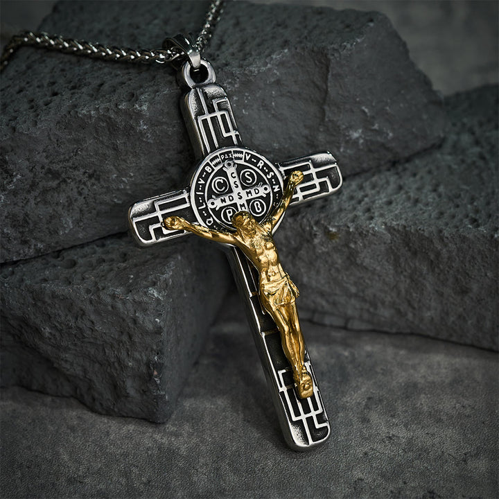 Collana con ciondolo a forma di crocifisso in stile classico retrò Christianartworkshop, con medaglia di protezione di San Benedetto. - image 5