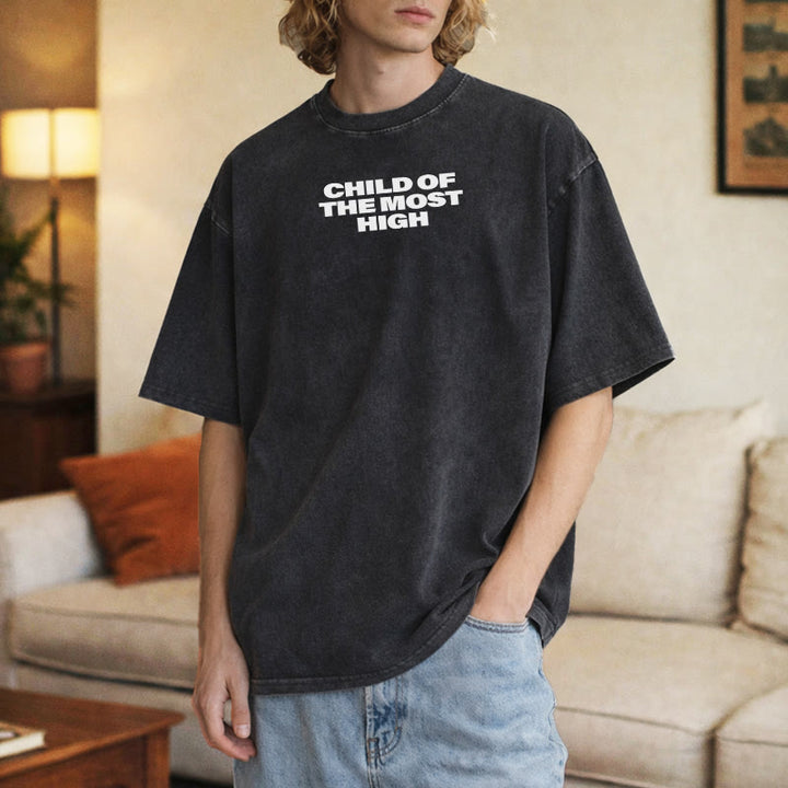 Christianartworkshop T-shirt unisex lavata con scritta in grassetto "Figlio dell'Altissimo Croce". - image 12