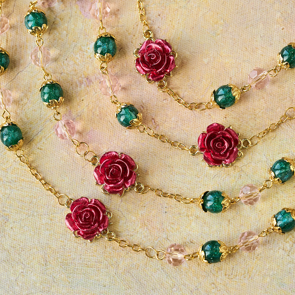 Christianartworkshop Rosario con perline verdi e rosa scintillanti, rosa rossa e ciondolo della Madonna. - image 6