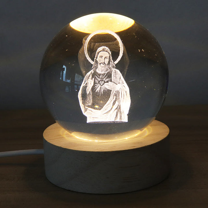 Christianartworkshop Sfera di cristallo luminosa con immagini sacre: simbolo di luce e grazia divine. - J - Palla da 8 cm - image 9