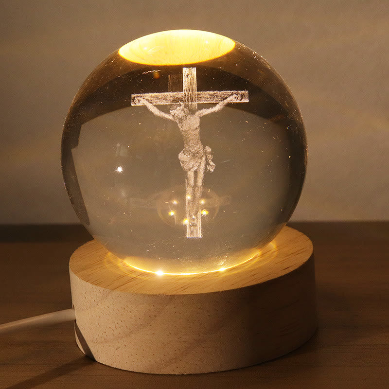 Christianartworkshop Sfera di cristallo luminosa con immagini sacre: simbolo di luce e grazia divine. - D - Palla da 8 cm - image 3